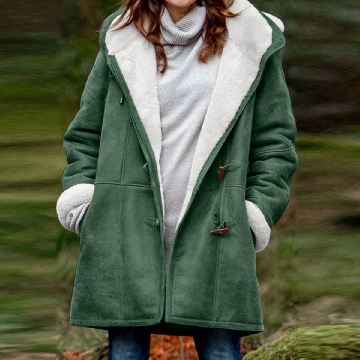 Valeria Montes Verde / S Julia | Abrigo con capucha cálido y elegante
