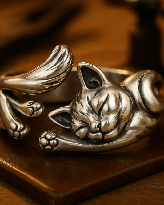 Valeria Montes Anillo de plata vintage con diseño de gato