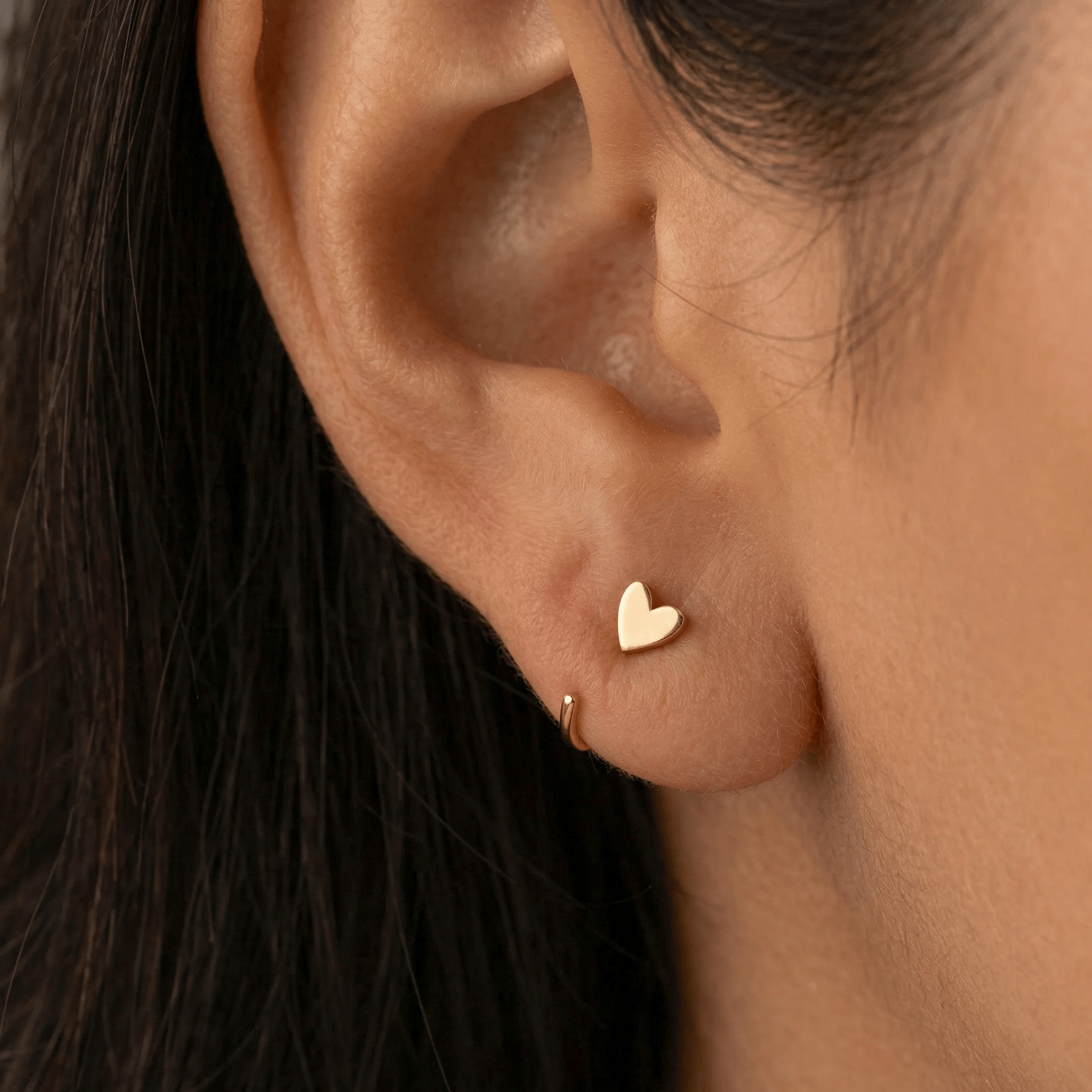 Valeria Montes Apparel & Accessories > Jewelry > Earrings > Hoop Earrings Oro Pendientes Pequeño Corazón