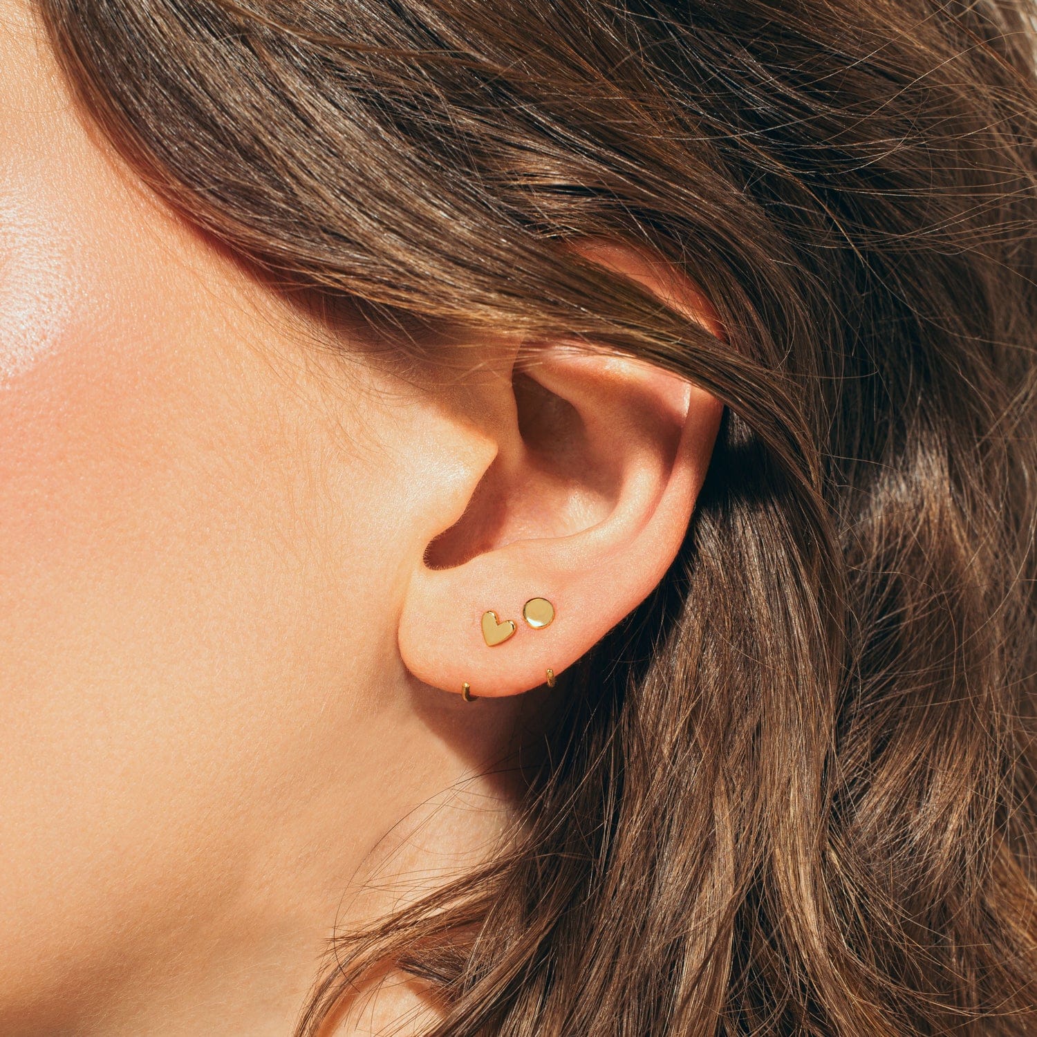 Valeria Montes Apparel & Accessories > Jewelry > Earrings > Hoop Earrings Oro Pendientes Pequeño Corazón