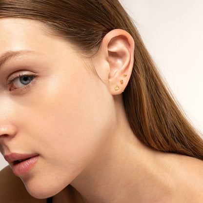 Valeria Montes Apparel & Accessories > Jewelry > Earrings > Hoop Earrings Oro Pendientes Pequeño Corazón