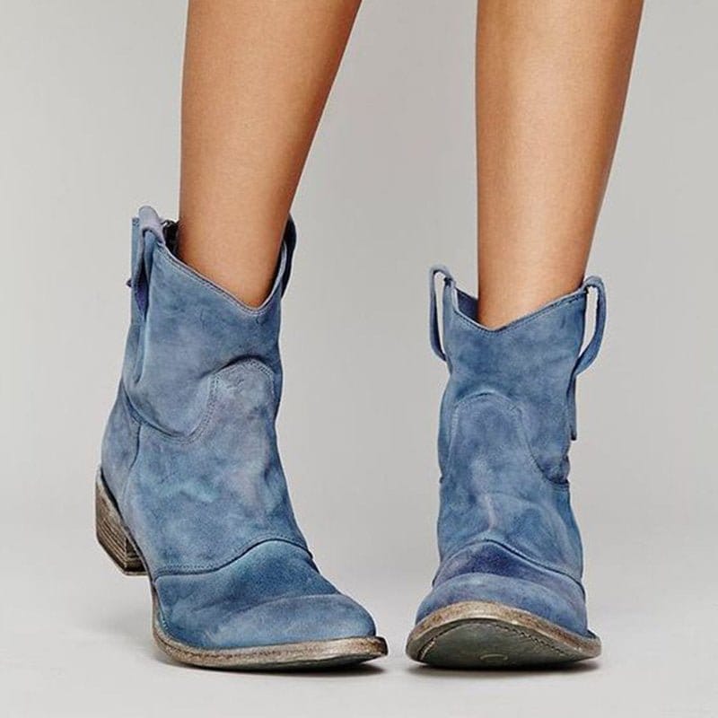 Valeria Montes Azul Claro / 34 Arizona  | Botines atemporales