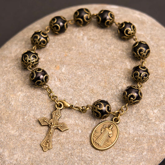 Valeria Montes bracelet Negro Pulsera con Rosario, Medalla de San Benito y Crucifijo en Estilo Retro