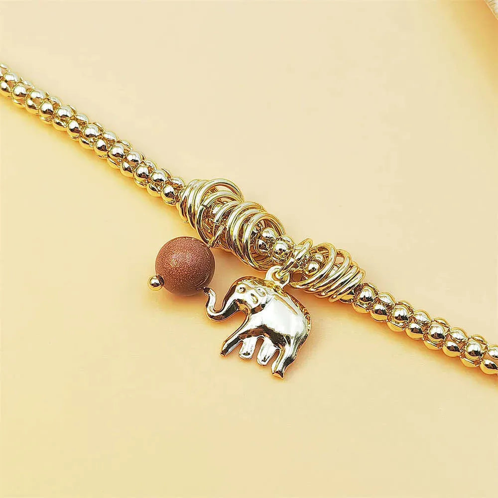 Valeria Montes Brazalete con Diseño de Elefante y Cascabel Ajustable