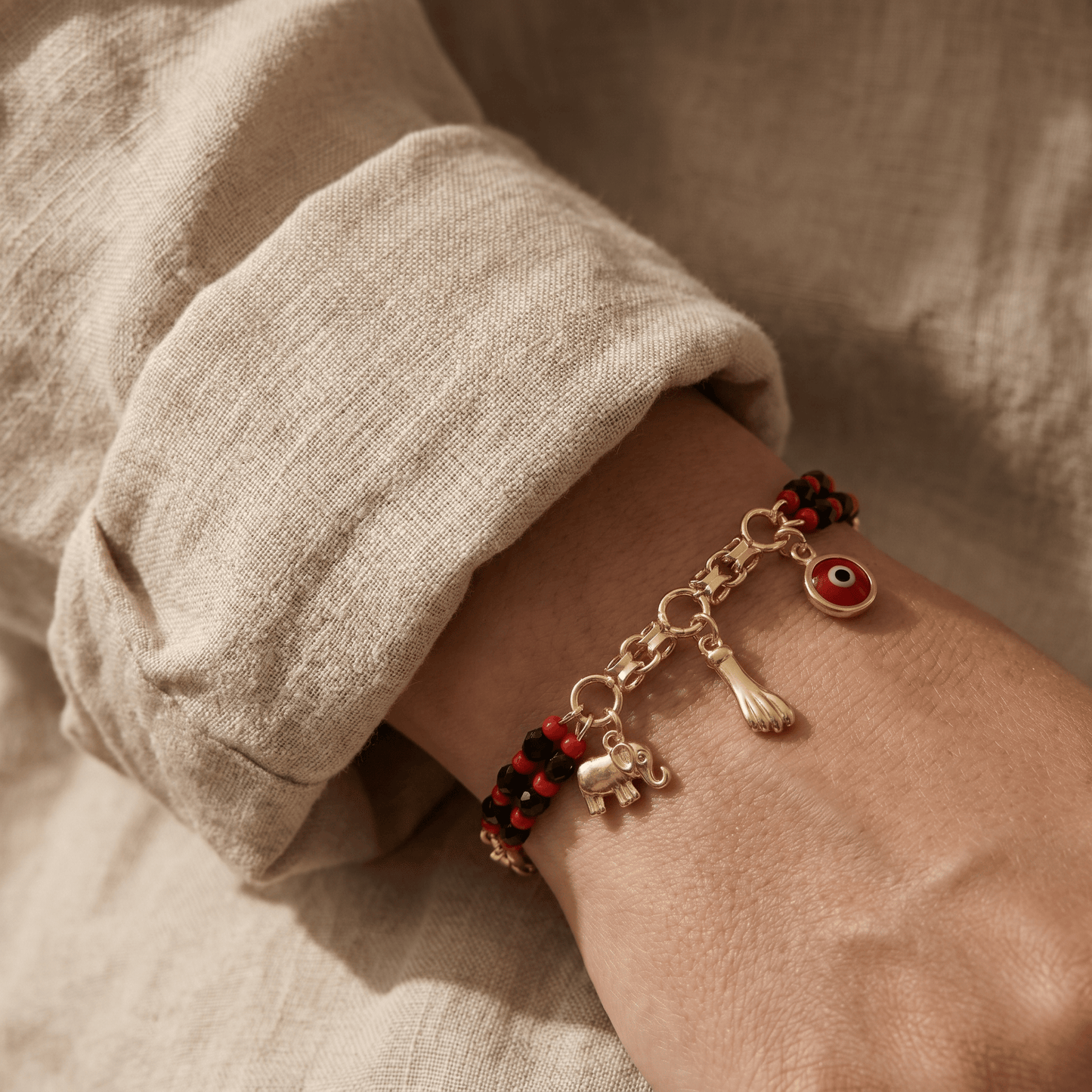 Valeria Montes Brazalete con Elefante y Ojo Turco