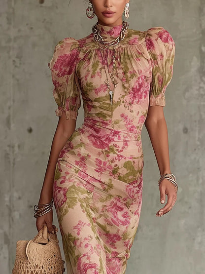 Valeria Montes Fiora | Vestido largo con estampado vintage de rosas y mangas abullonadas