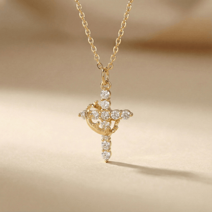 Valeria Montes Joyeria Fina Oro y plata Colgante Cruz con Corona | Baño Oro 18K y Circonitas