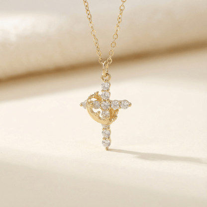 Valeria Montes Joyeria Fina Oro y plata Colgante Cruz con Corona | Baño Oro 18K y Circonitas