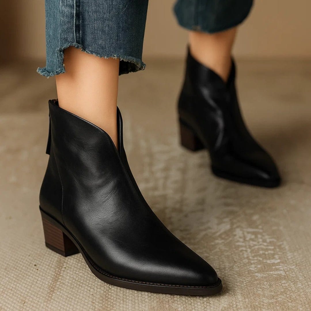 Valeria Montes Negro / 36 Cristina | Lujosos botines de tacón bajo