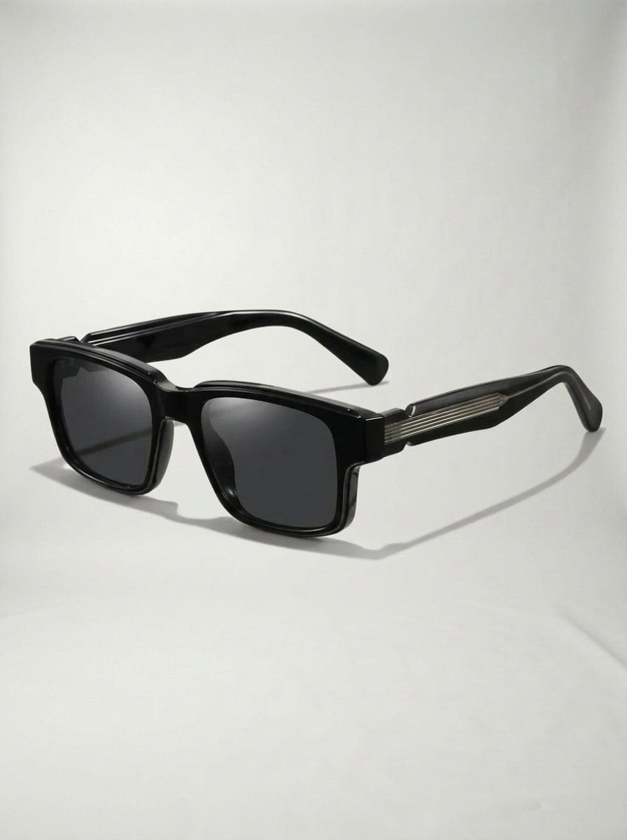 Valeria Montes Negro Gafas de Sol OMNI