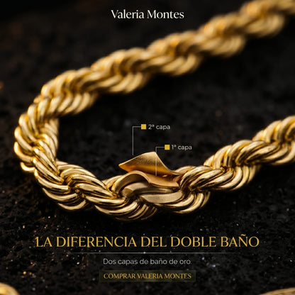 Valeria Montes Oro Cadena con crucifijo chapada en oro de 14 quilates