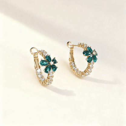 Valeria Montes Oro Pendientes de diamantes con flores verdes