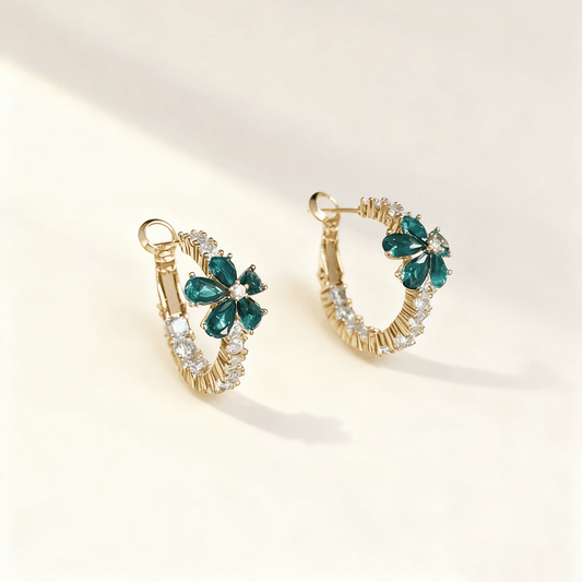Valeria Montes Oro Pendientes de diamantes con flores verdes