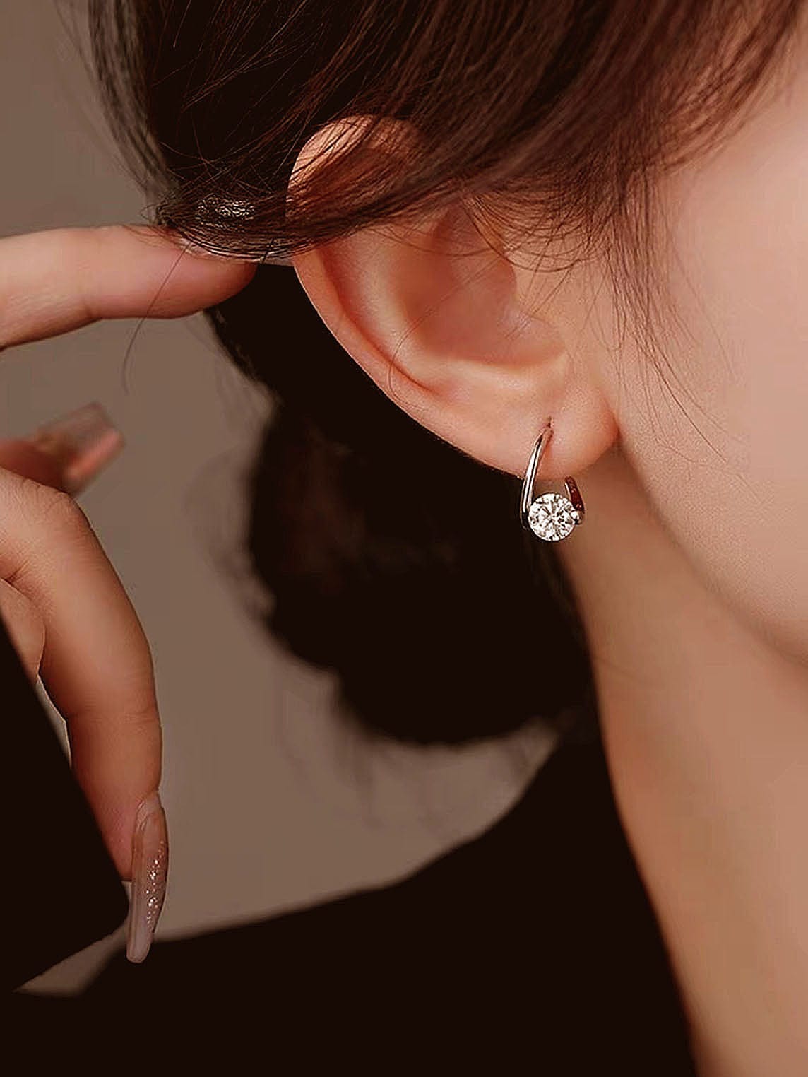 Valeria Montes Pendientes Brillo Infinito para mujer
