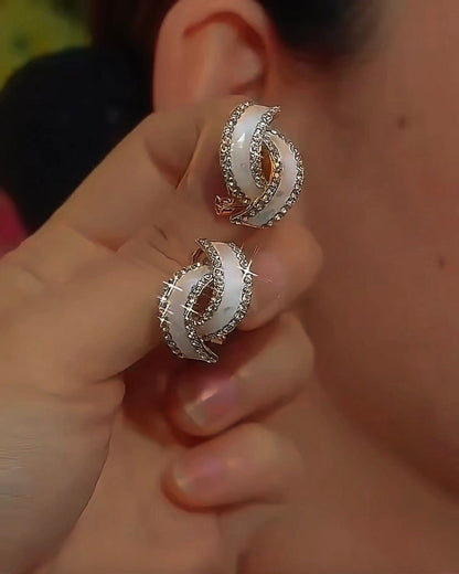Valeria Montes Pendientes con Lazo Blanco y Brillos para mujer