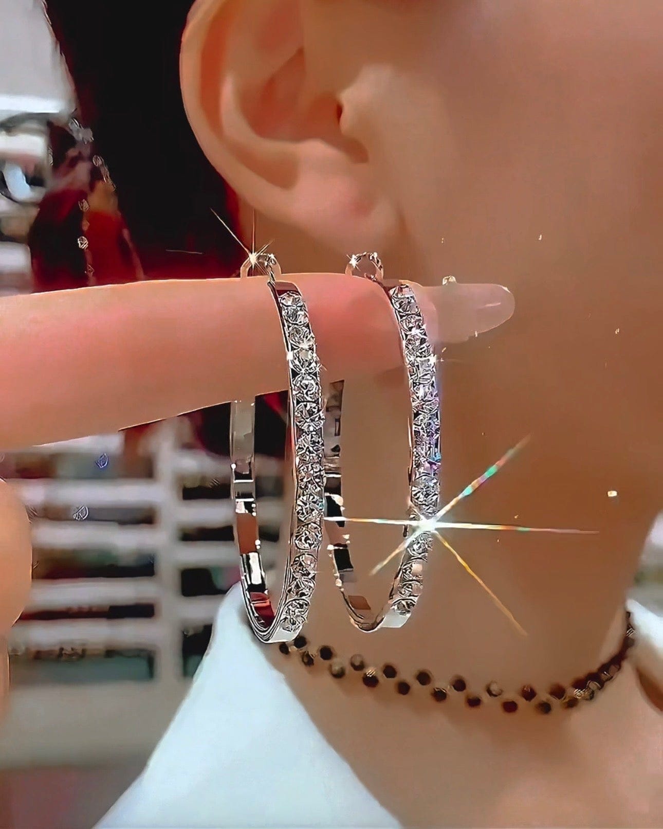 Valeria Montes Pendientes de aros de cristal grandes para mujer