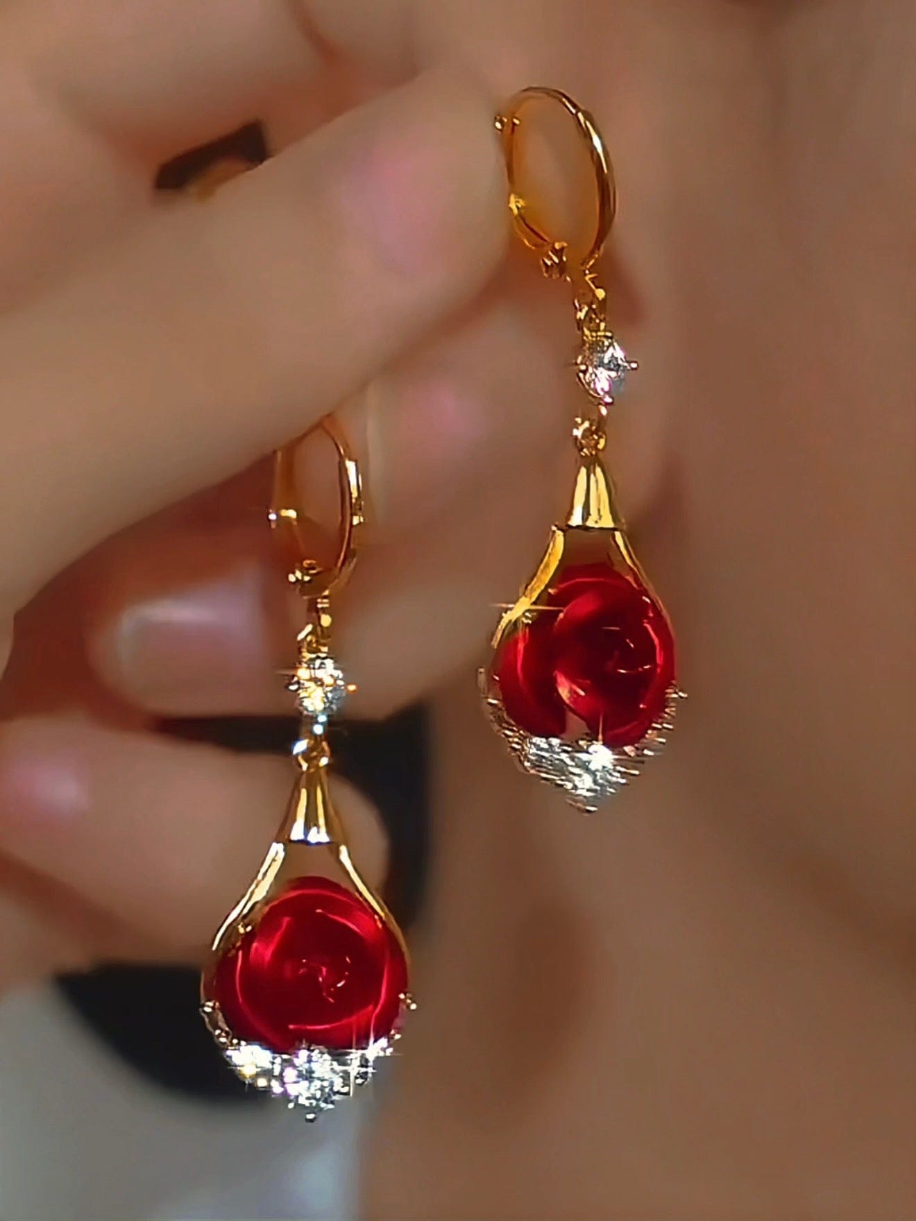 Valeria Montes Pendientes de Lágrima con Rosa y Brillos para mujer