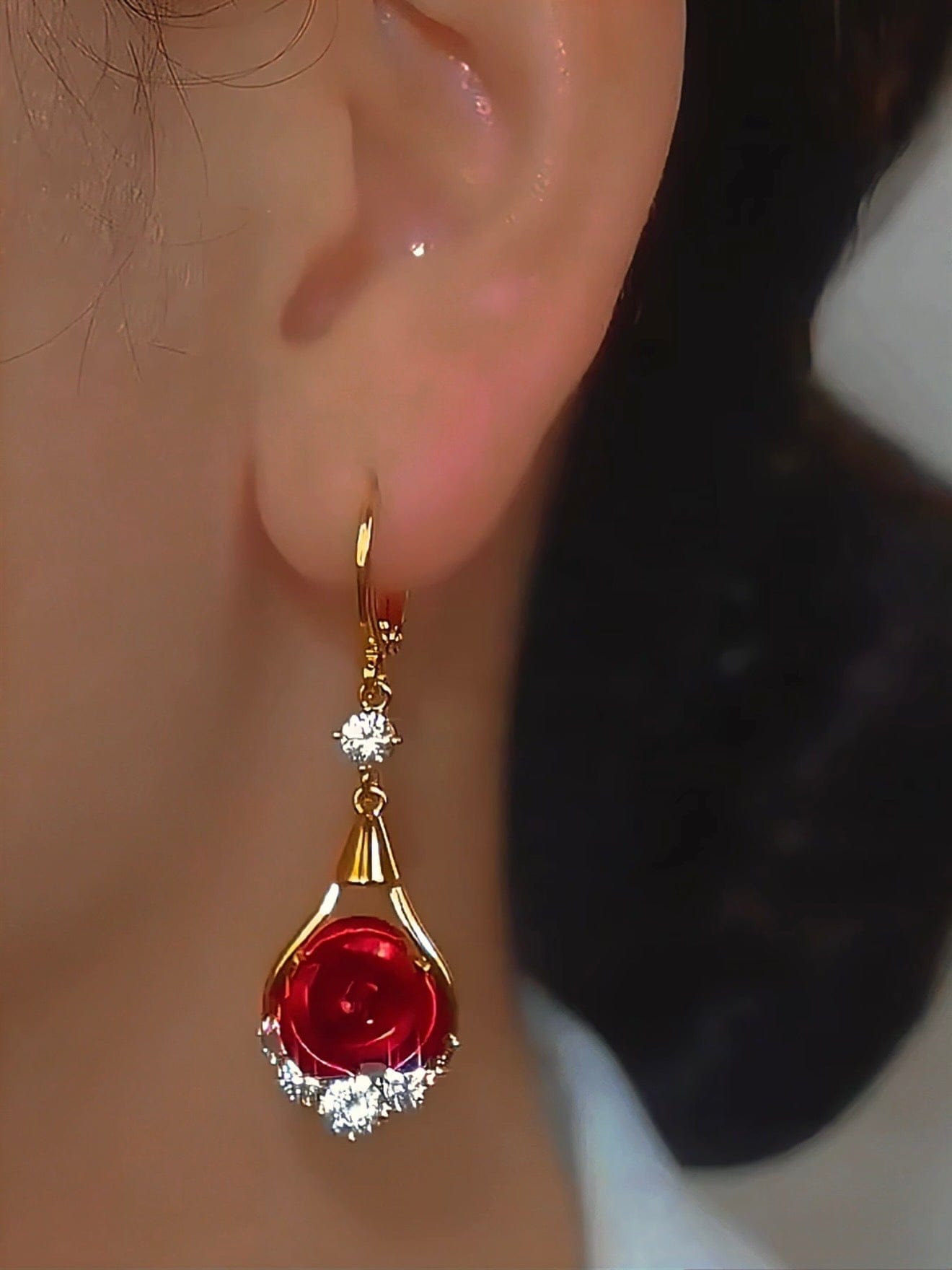 Valeria Montes Pendientes de Lágrima con Rosa y Brillos para mujer