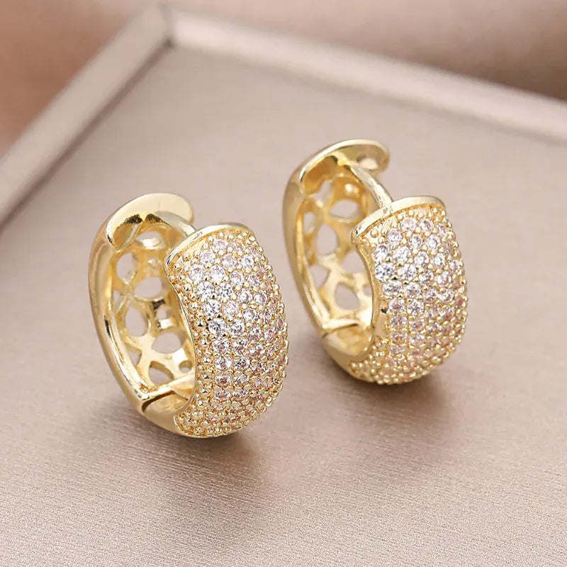 Valeria Montes Pendientes de plata de ley 925 con circonita cúbica para mujer, pendientes circulares redondos pequeños de diseño vintage, joyería hipoalergénica para fiesta