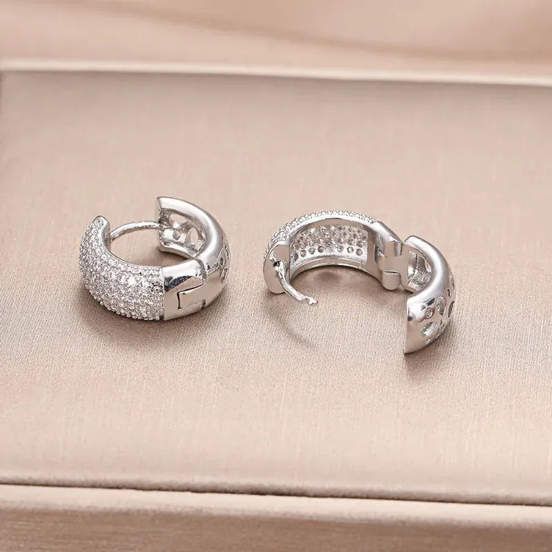 Valeria Montes Pendientes de plata de ley 925 con circonita cúbica para mujer, pendientes circulares redondos pequeños de diseño vintage, joyería hipoalergénica para fiesta