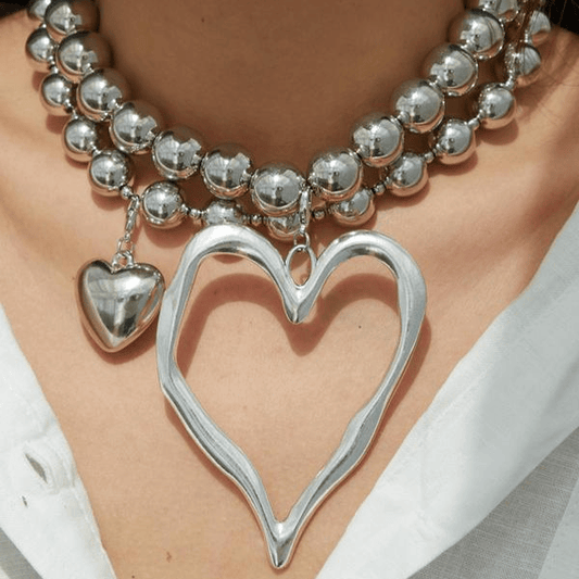 Valeria Montes Plata Conjunto de 2 Collares con Cuentas en Forma de Corazón