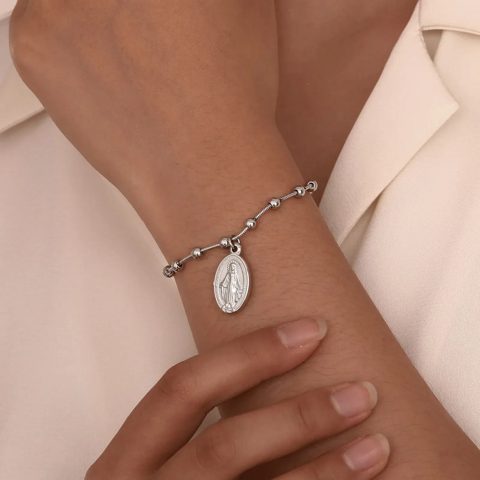 Valeria Montes Pulsera de Oración de la Virgen María con Cruz Religiosa