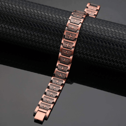 Valeria Montes Pulsera Magnética de Cobre con Emblema de Cruz