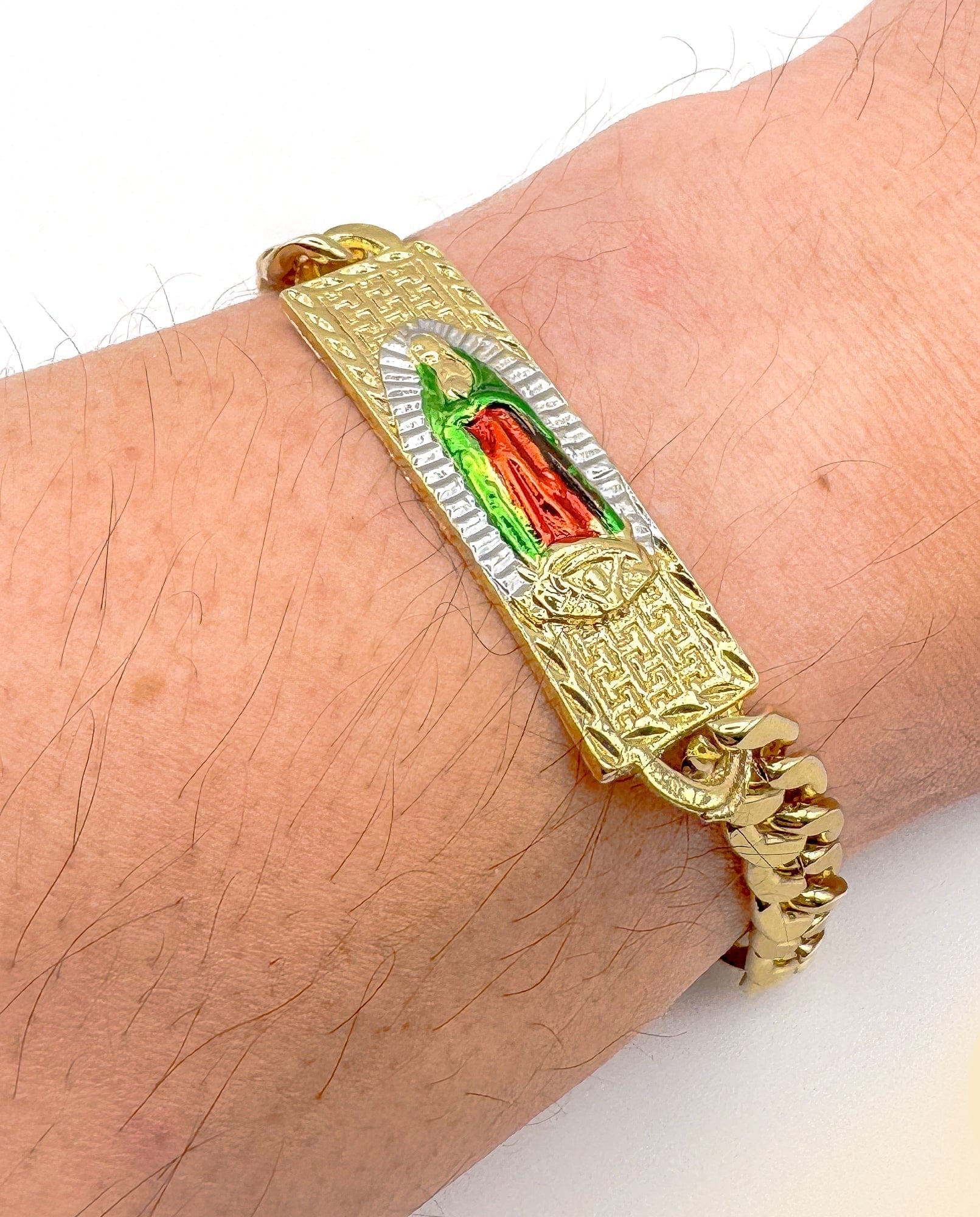 Valeria Montes Pulsera Virgen de Guadalupe en Oro