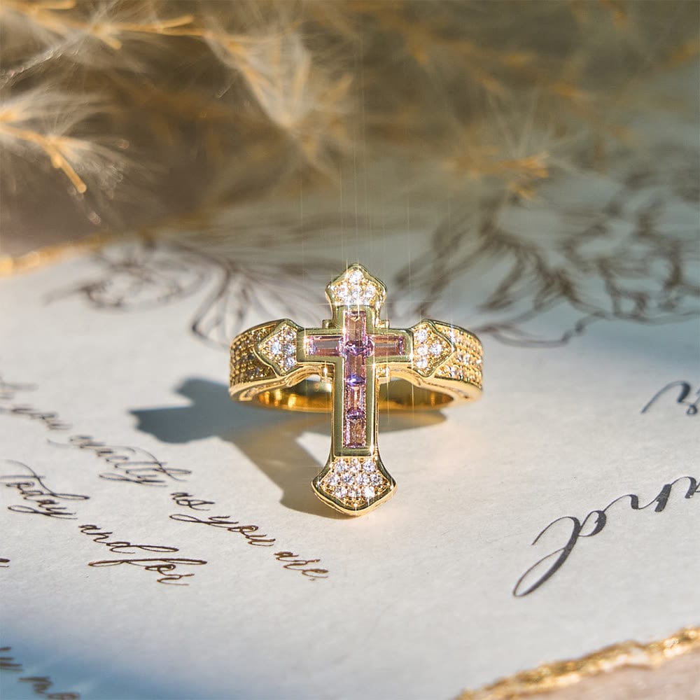 Valeria Montes ring Anillo con Motivo de Cruz Central y Detalles de Circonitas