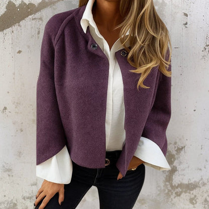 Valeria Montes S / Morado Nadia | Chaqueta Corta Elegante y Cálida
