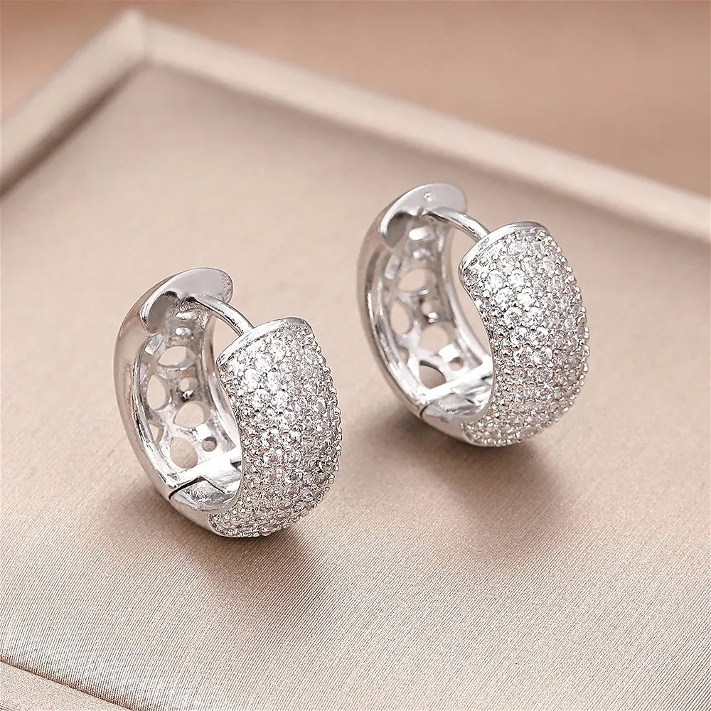 Valeria Montes Silver-01 Pendientes de plata de ley 925 con circonita cúbica para mujer, pendientes circulares redondos pequeños de diseño vintage, joyería hipoalergénica para fiesta