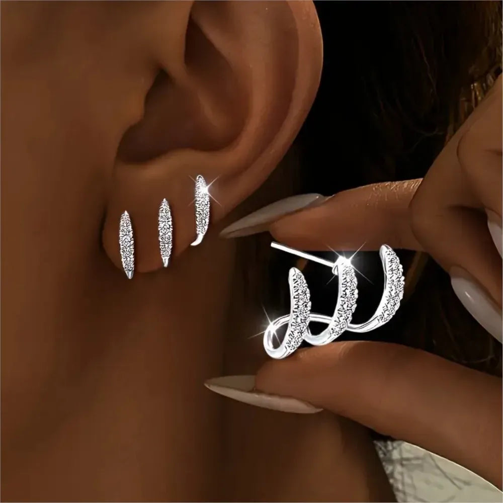 Valeria Montes sliver Exquisitos Pendientes de Plata con Cristal, Modernos y Versátiles, Accesorio de Joyería para Mujer