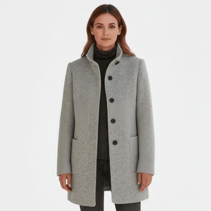 Valeria Montes Stella | Elegante abrigo de invierno